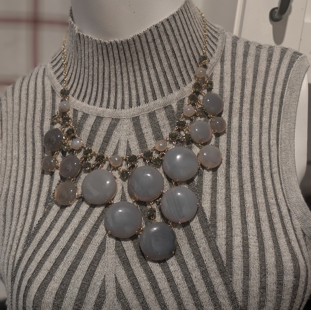 NWT KATE SPADE ♠️ New York MOODSTONE STATEMENT NECKLACE Gray multi